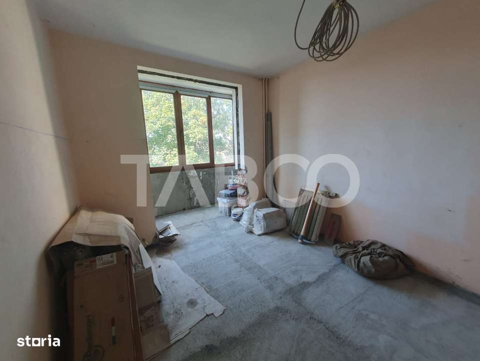 Apartament semidecomandat 2 camere etaj 2 zona 13 Decembrie - Imagine principală: 5/5