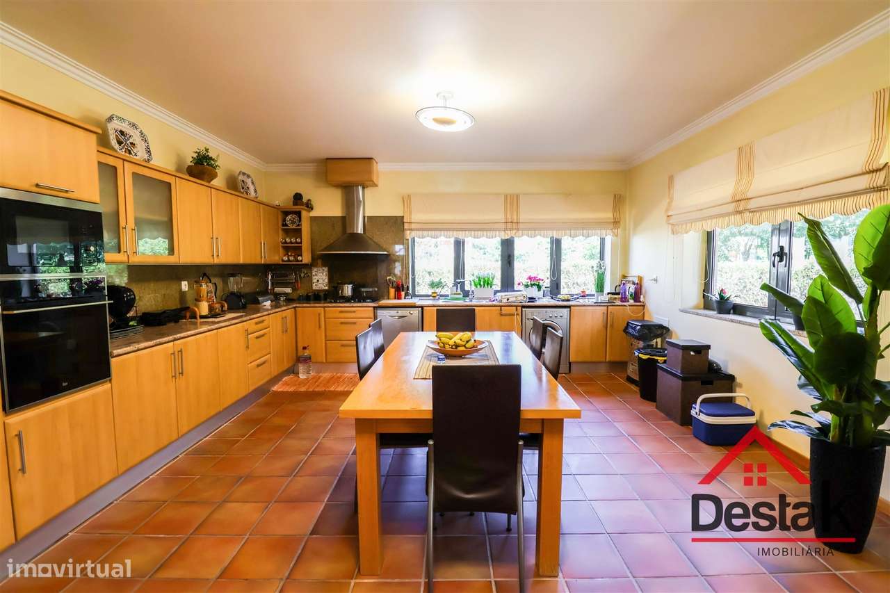 Moradia V4 de Excelência com Jardim em Viseu - Grande imagem: 5/37