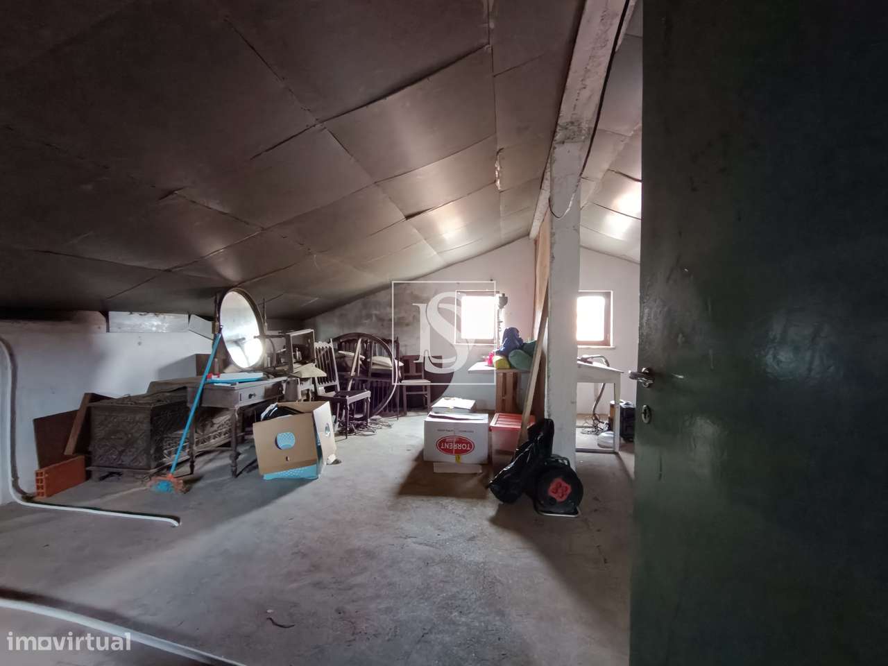 Andar de Moradia T3  – Abrantes (1º Andar)-21