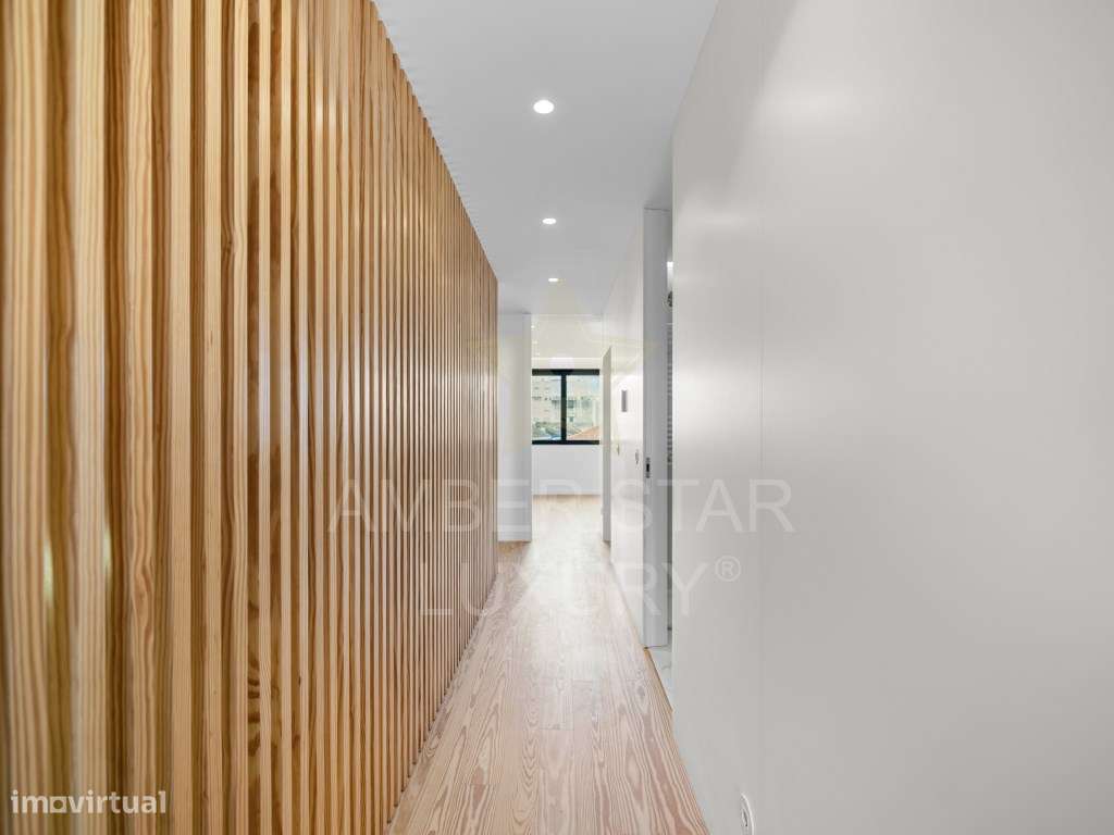 Moradia T4 com Jardim a 10 minutos da Praia-6