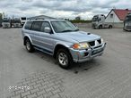 Mitsubishi Pajero Sport 2.5 TD Intense Dakar - 17