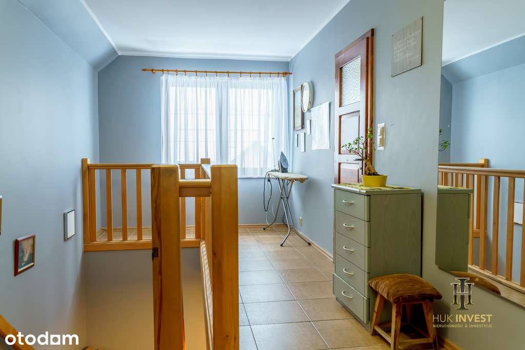 Dom z osobnym mieszkaniem-15