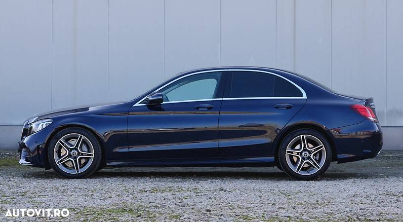 Mercedes-Benz C 220 d 9G-TRONIC AMG Line - 10