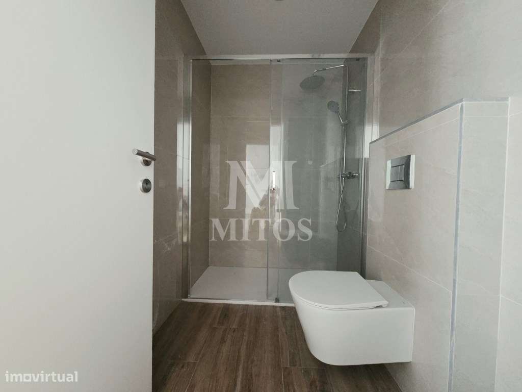 Apartamento T1+1 para venda no centro da cidade-3