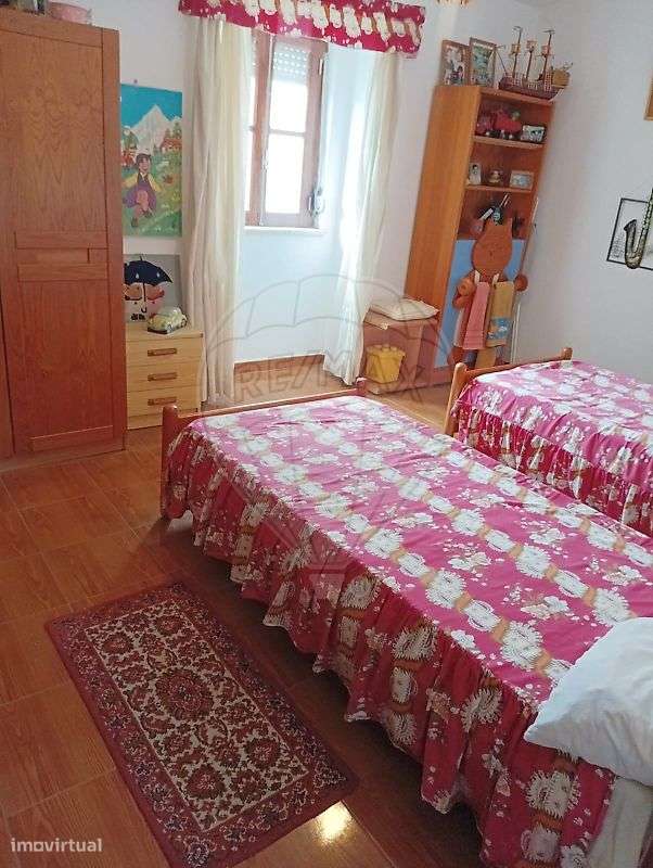 Moradia T4 para venda-10