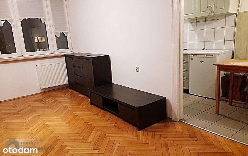 Dwupokojowe mieszkanie z kuchnią i loggią! - Pełny obrazek: 1/8