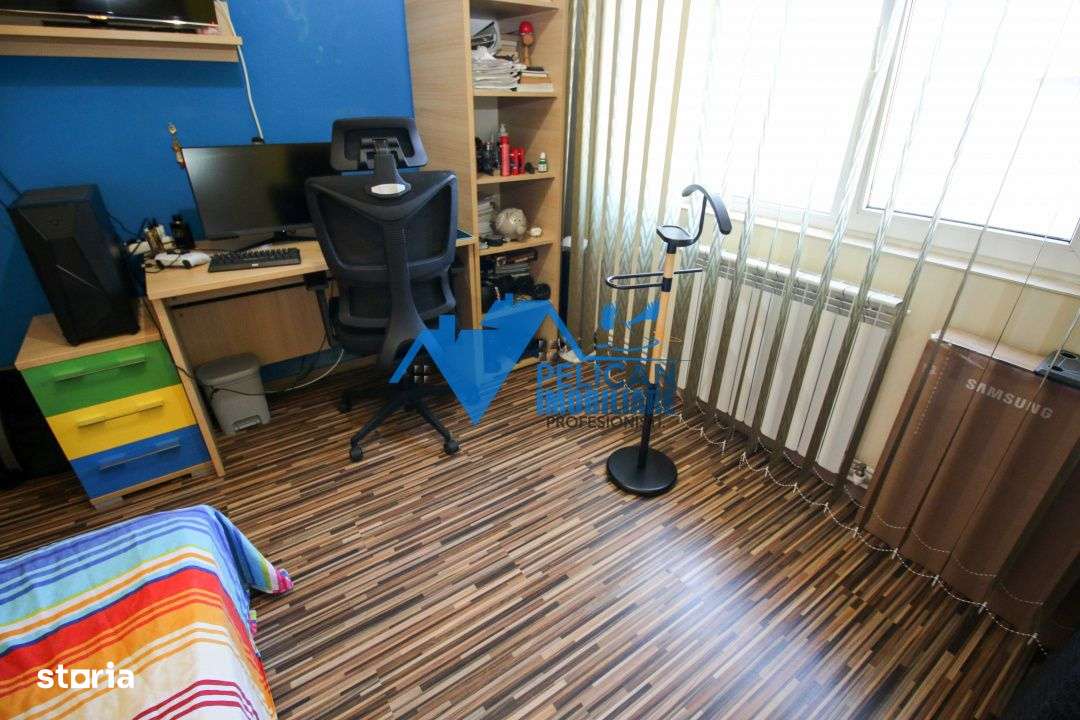 E3, decomandat, 2 camere, etajul 3, centrala proprie-0