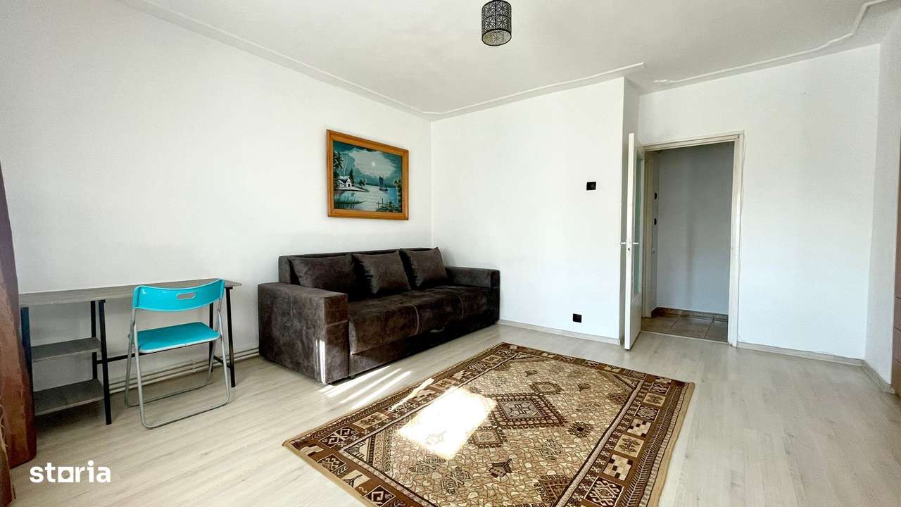 Apartament o camera | la bulevard, langa statia de tramvai | - Imagine principală: 2/8