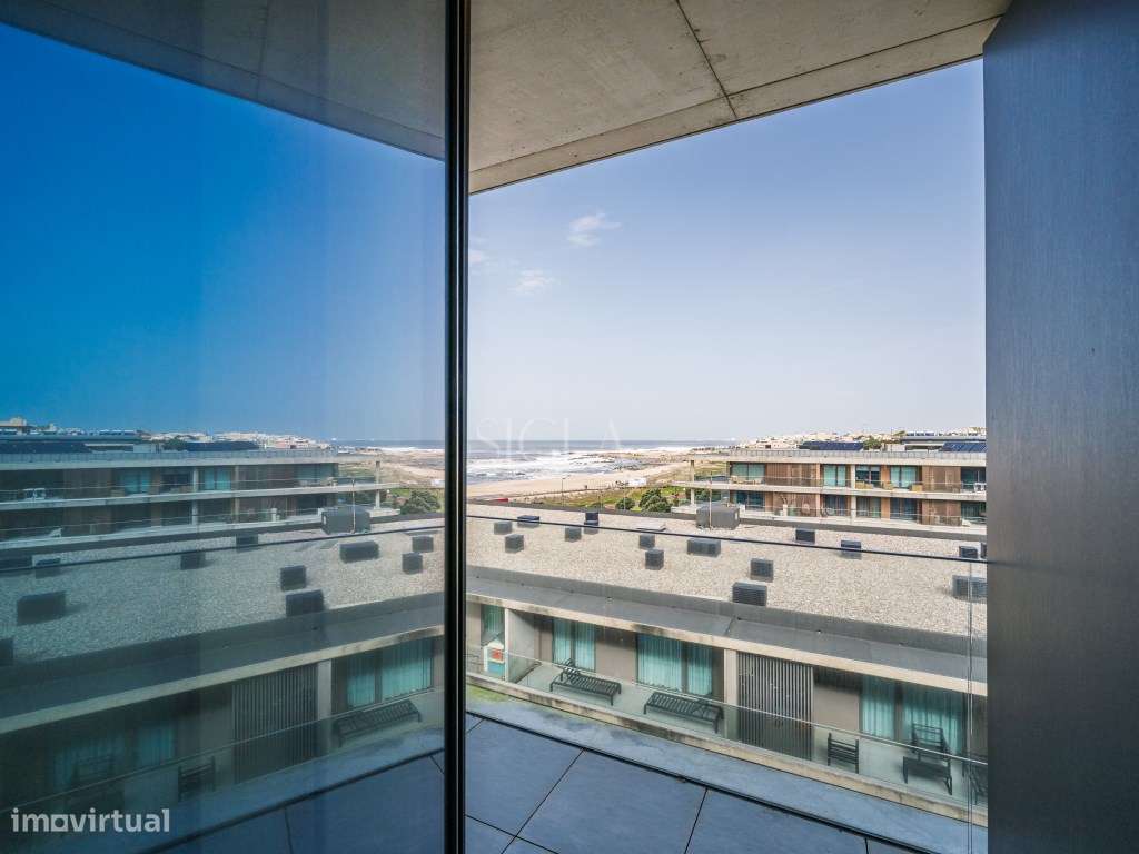 Penthouse T3 com piscina no terraço - Primeira linha de Mar-34