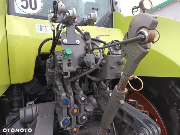 Claas 298 tyś netto Claas Axion 820 CEBIS - 16