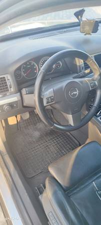 Opel Vectra 1.9 CDTI Cosmo - 17