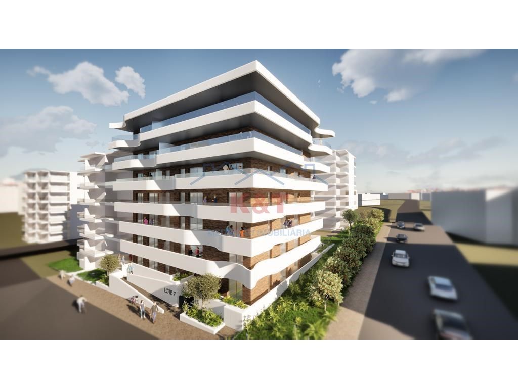 Apartamento T2 novo com pisicna nos Jardins do Amparo