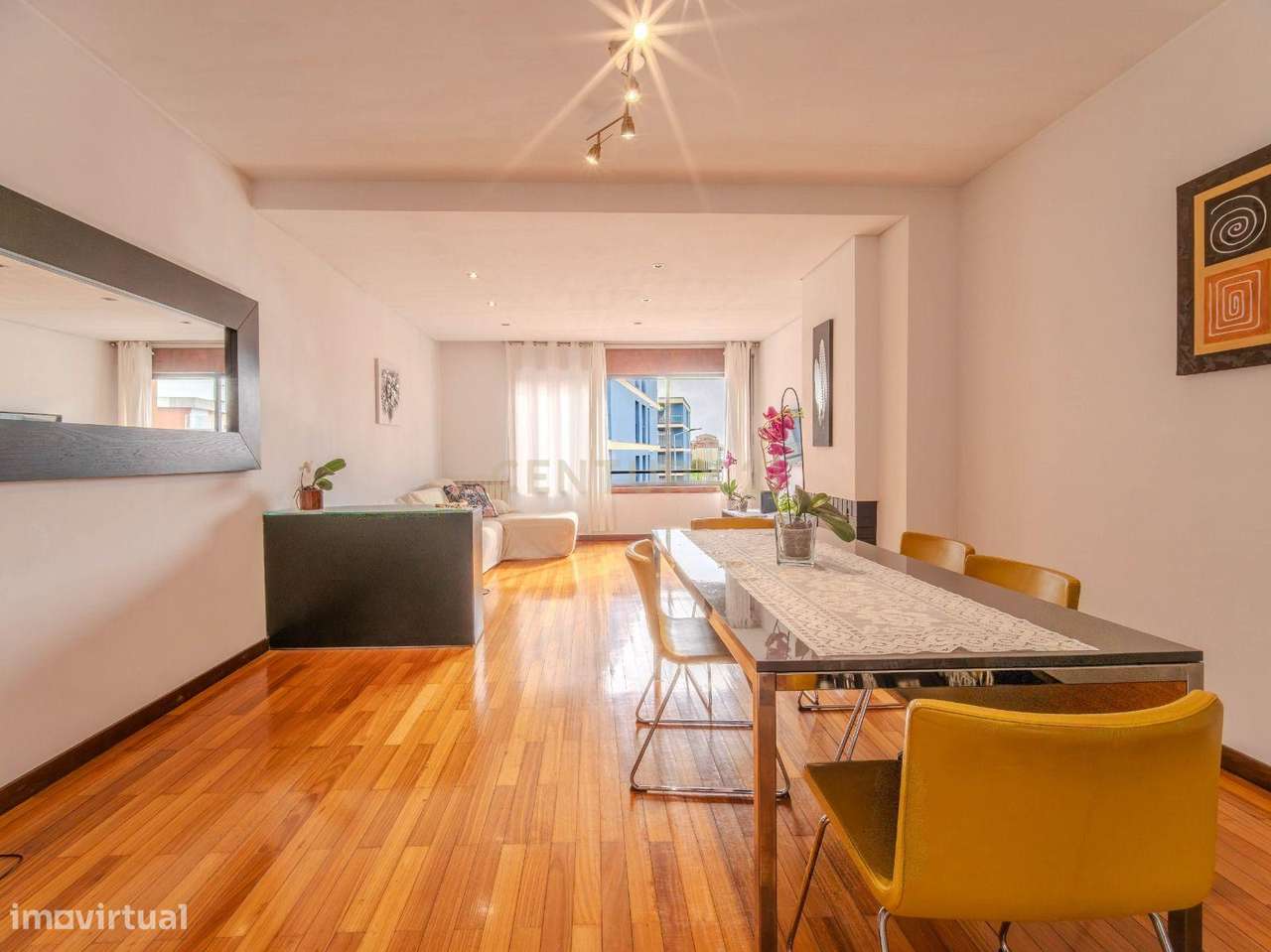 Apartamento T2 na Madalena em Vila Nova de Gaia - Grande imagem: 2/26