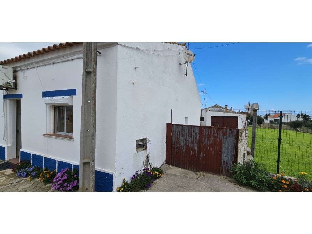 LOTE URBANO c/ 3 Moradias - Grande imagem: 2/34