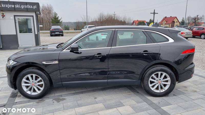 Jaguar F-Pace 20d AWD Pure - 9