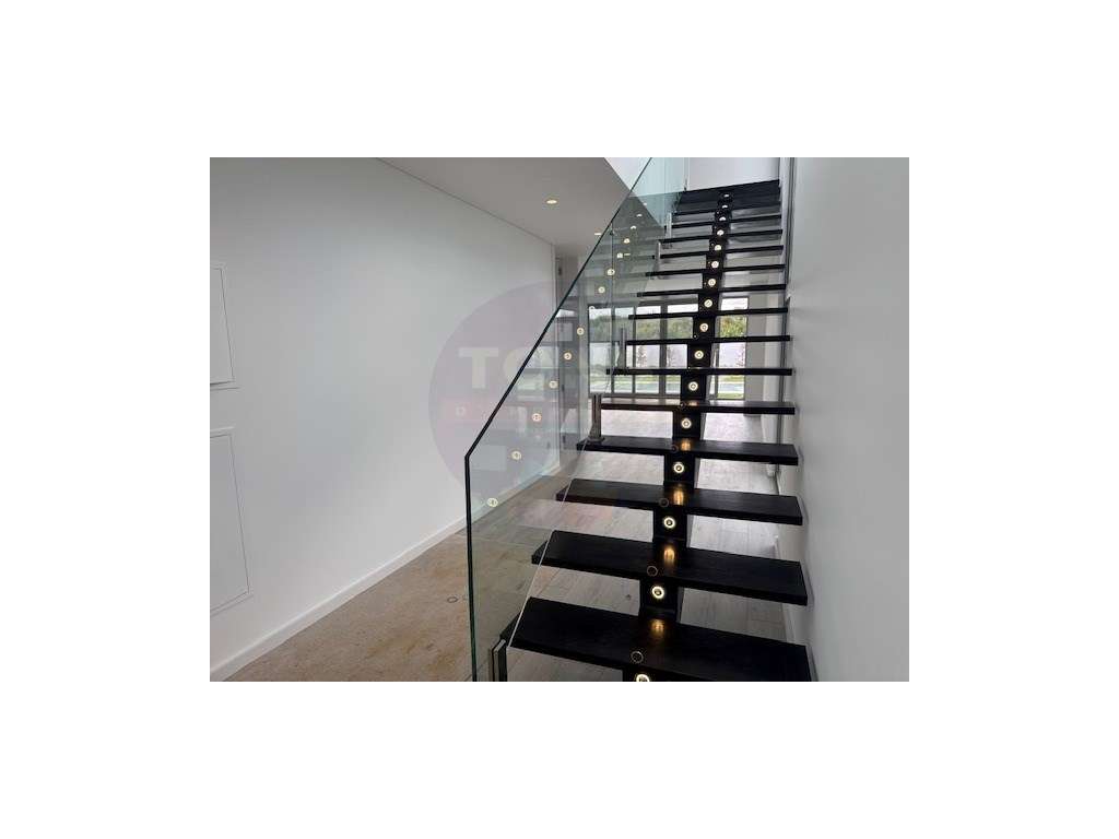 **Moradia de Luxo com Vista Deslumbrante para o Palácio da Pena**-19