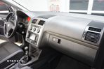 Volkswagen Touran 1.9 TDI Highline - 17