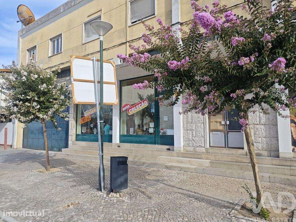 Loja / Estabelecimento Comercial T1 em Coruche, Fajarda e Erra de 61,0 - Grande imagem: 5/5