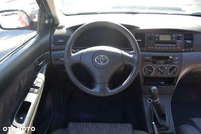 Toyota Corolla - 5