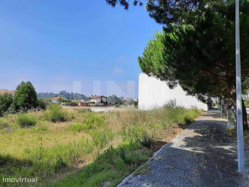 Lote de Terreno para construção de moradia T5 em Espinho-2