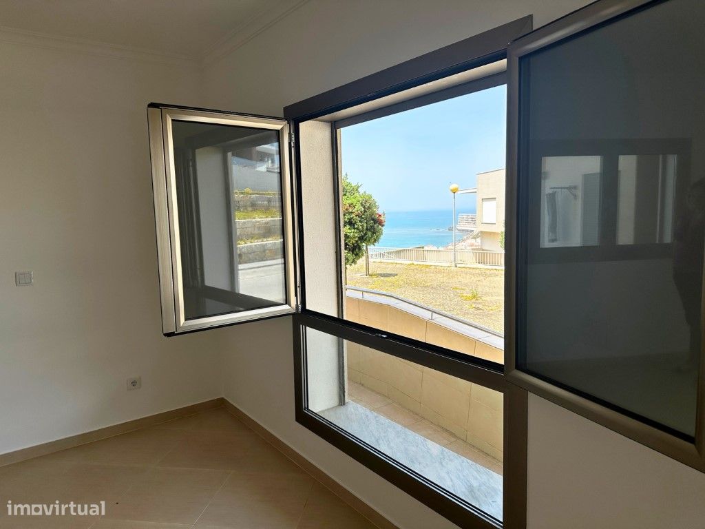 Apartamento T2 de excelentes àreas numa zona residencial calma da N... - Grande imagem: 1/30