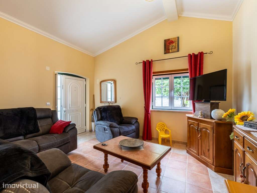 Magnífica Moradia Térrea T3+2 de estilo tradicional com terreno de ...-5