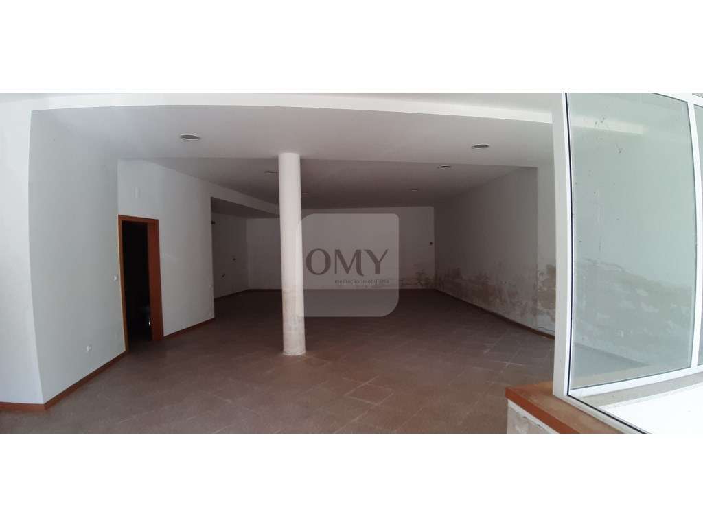 Loja de 112 m2 na Vila de Murça - Grande imagem: 5/9