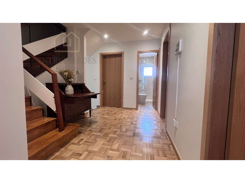 Quarto de Solteiro para Arrendar com Casa de Banho Partilhada | Cam... - Grande imagem: 5/19