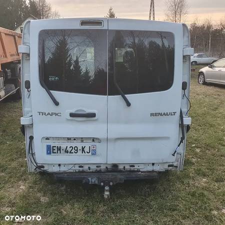 Renault Trafic III 6-osobowy - 5