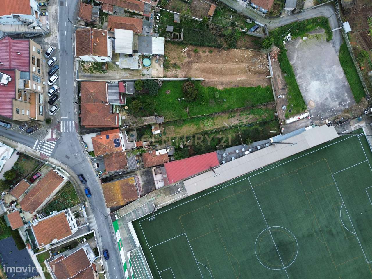 Moradia T3 em Ermesinde com Grande Quintal e Excelente Potencial de In-29