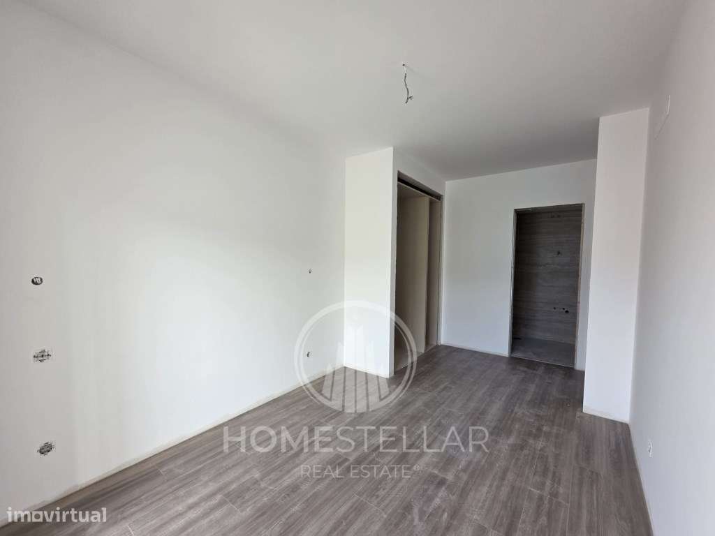 Apartamento T3 Santa Marta do Pinhal-8