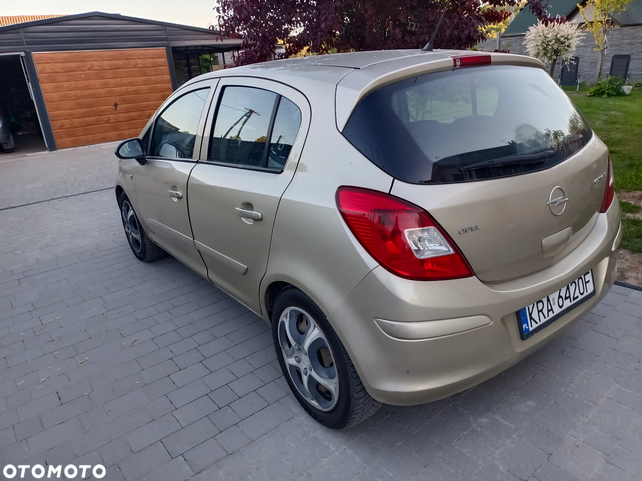 Opel Corsa 1.2 16V Cosmo - 6