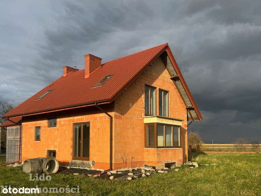 dom z garażem na dużej działce-5