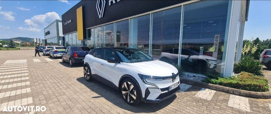 Renault Megane Megan E-TECH EV60 super charge equilibre - 11