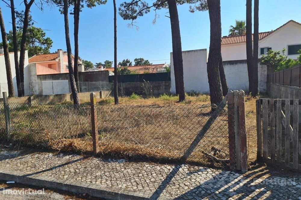 Terreno para construção na Aroeira