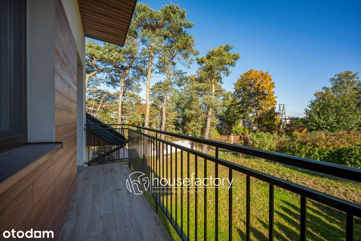 Nowoczesny dom z garażem i ogrodem – ul. Sardyńska - Pełny obrazek: 4/20