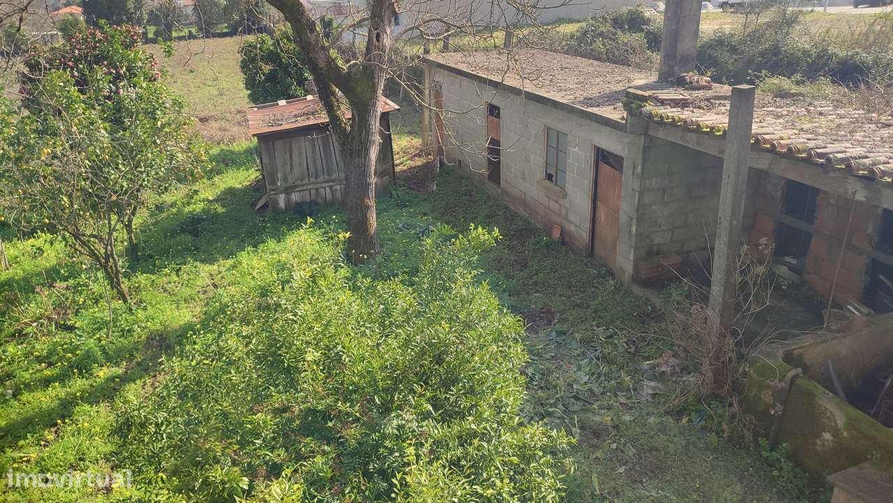Moradia individual, com terreno, em Rendufe, Amares-44