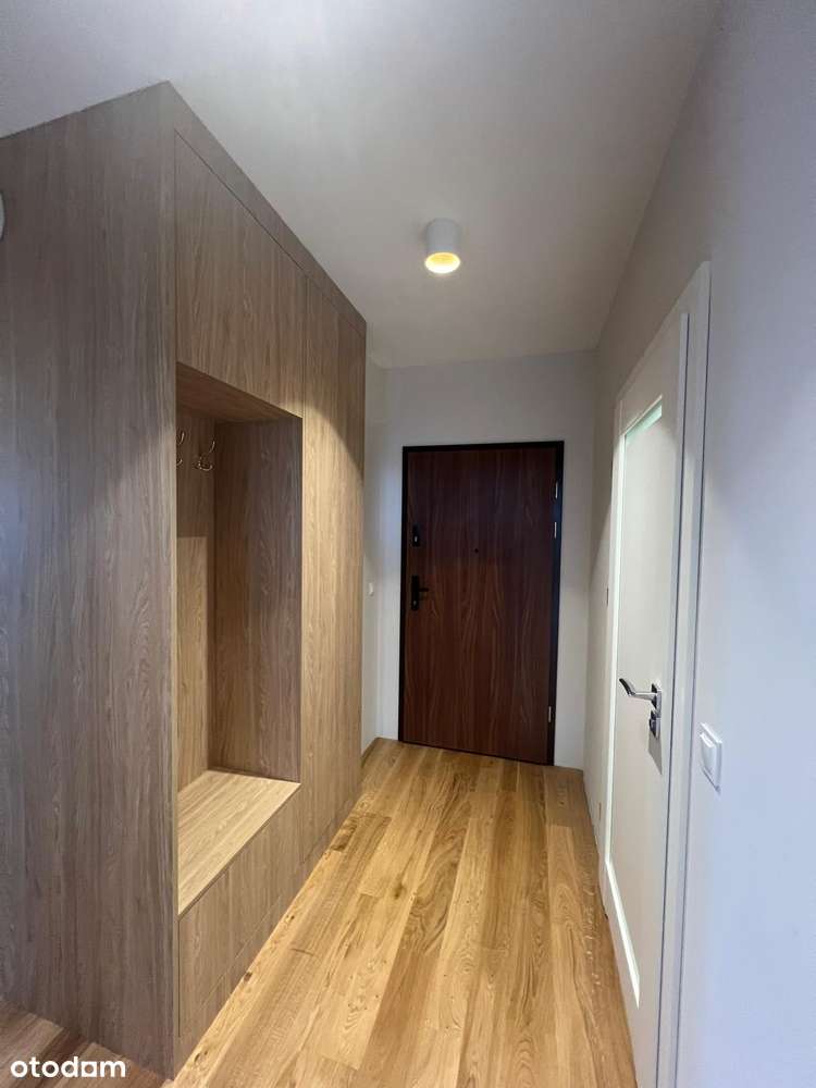 Wysoki standard pod klucz, 3 pokoje z balkonem i klimatyzacją-7