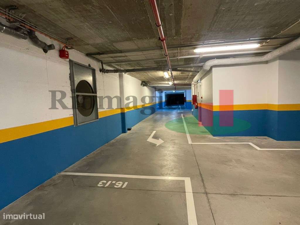 Lugar de Garagem - Santarém ***RIOMAGIC*** - Grande imagem: 4/4