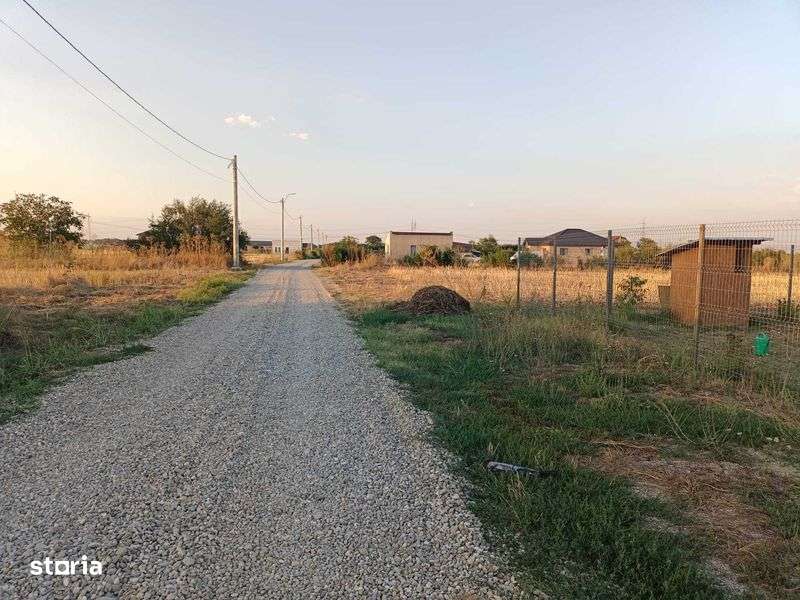 Vand teren intravilan - Imagine principală: 4/6