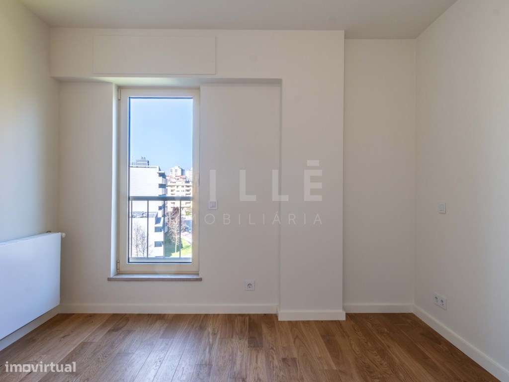 Apartamento T3 remodelado em 2025 | Vista mar parcial | 2 lugares d...-27