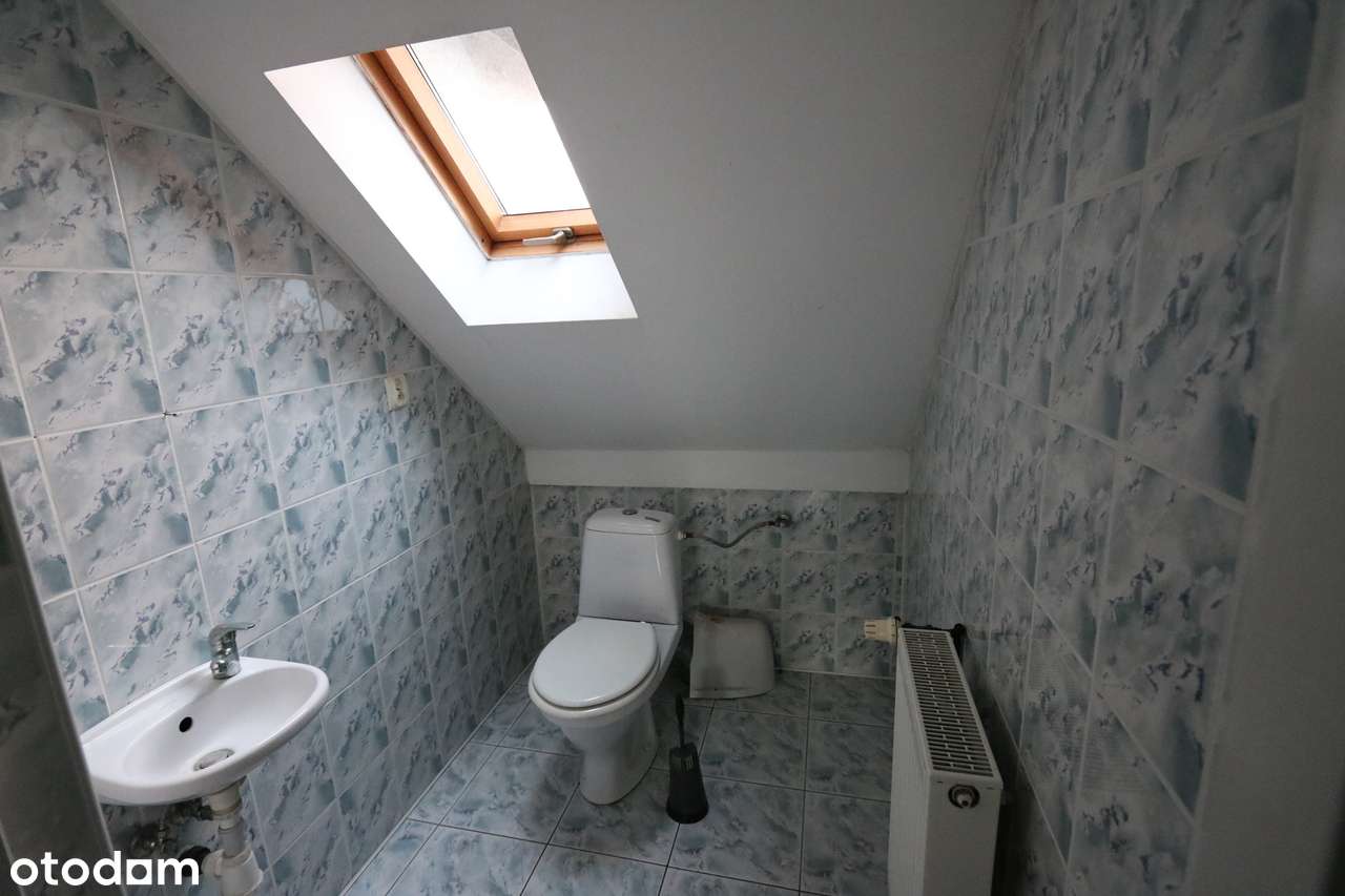 Duże pomieszczenie na PARTERZE z WITRYNĄ/na piętrze dwa pomieszczenia,-12