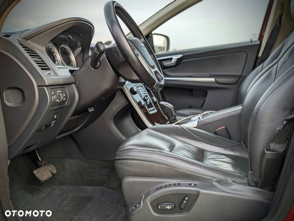 Volvo XC 60 - 8