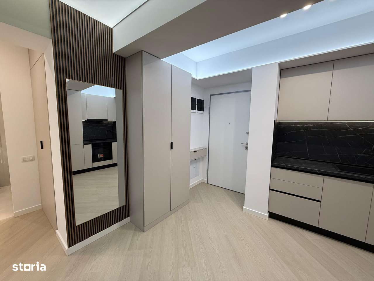 Apartament 2 camere de inchiriat  | Cortina North - Imagine principală: 4/9