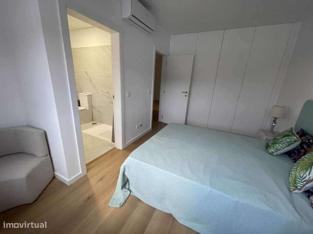 MORADIAS T2+1 e T3+1 GARAGEM E JARDIM, BELAS-42