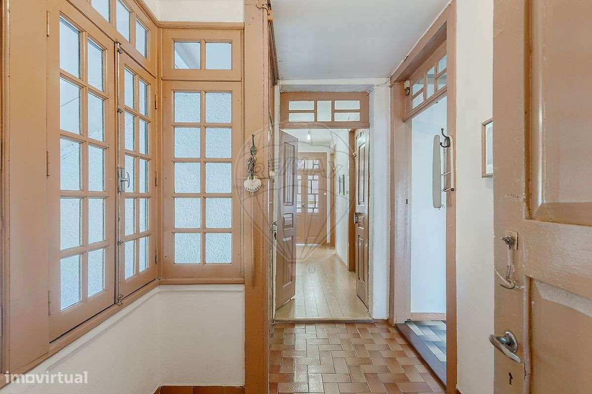 Moradia T5 para venda-18
