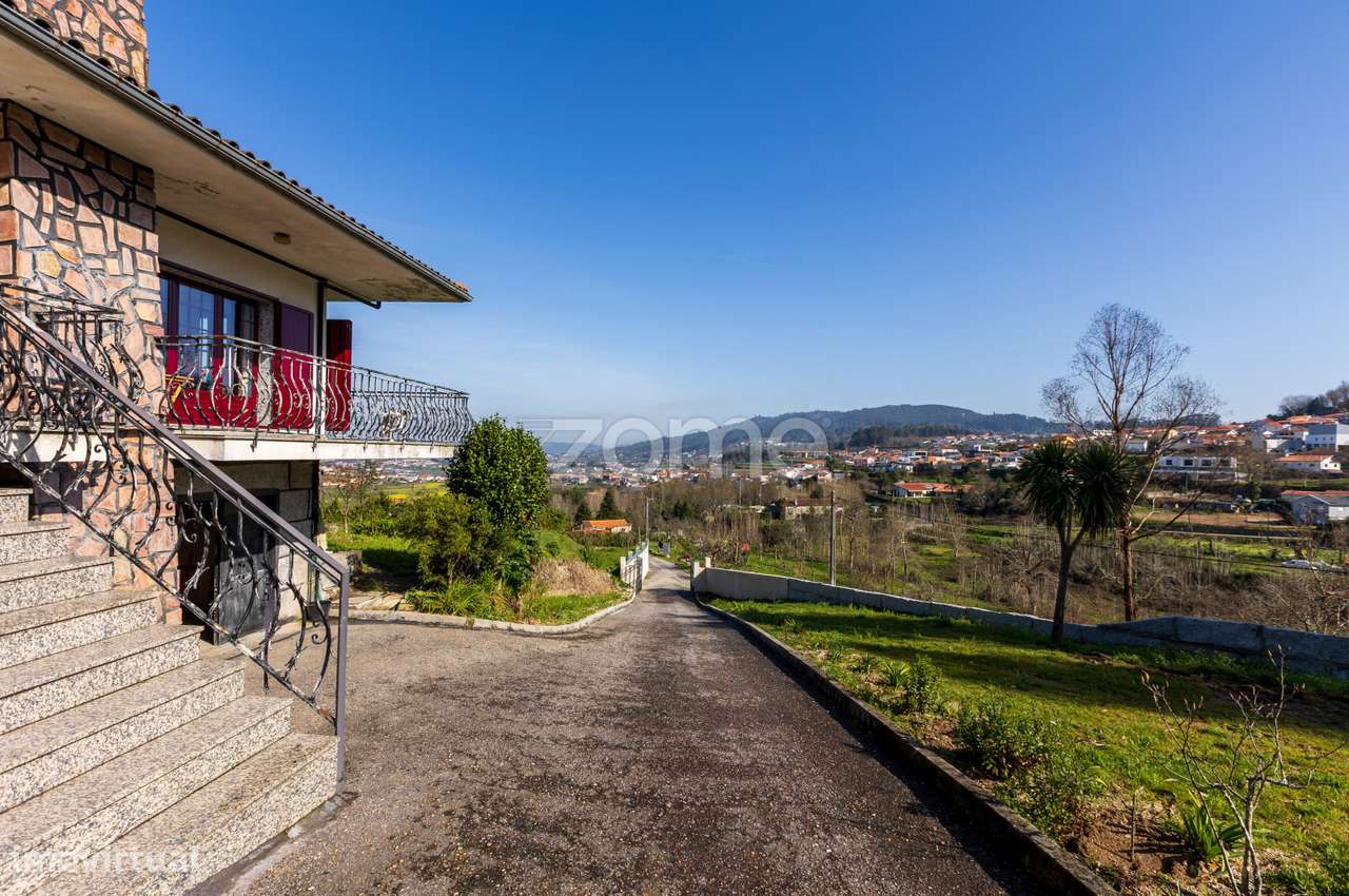 Moradia T3 individual em Tabuadelo, Guimarães - Grande imagem: 3/29