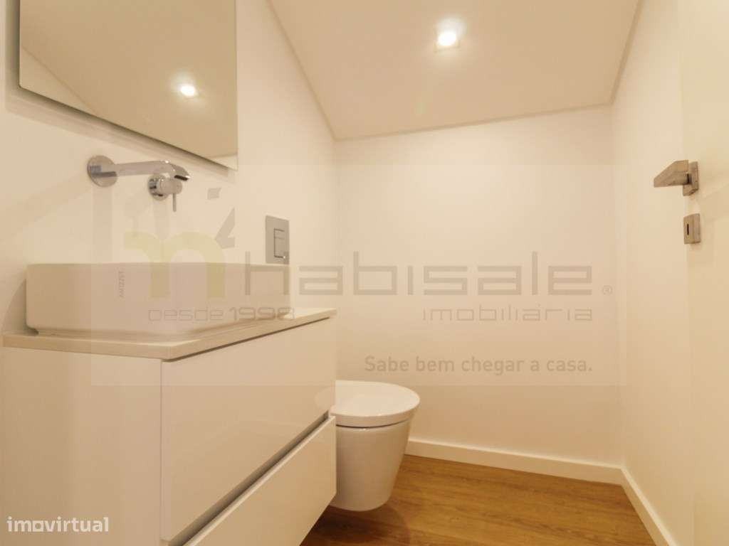 Moradia de Luxo com elevador, piscina e vista panorâmica, em Loures-53