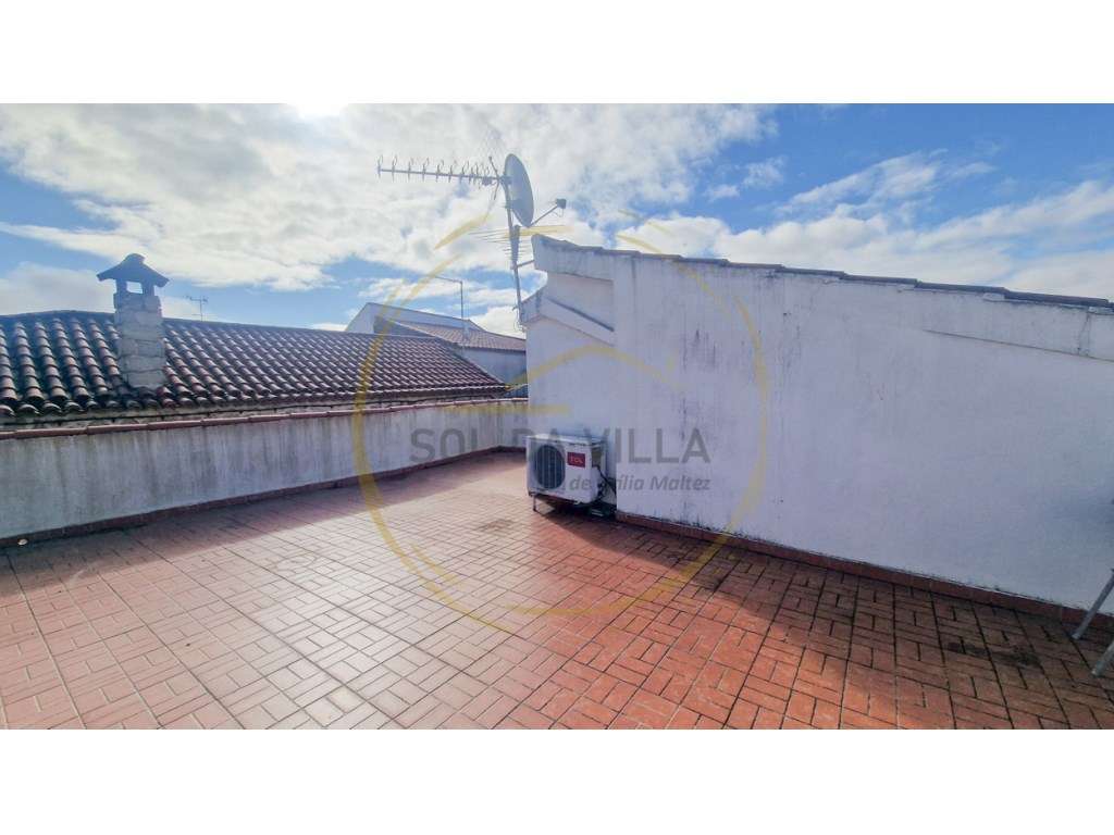 Moradia em Castelo Branco c/terraço T2 - 75.000€-21