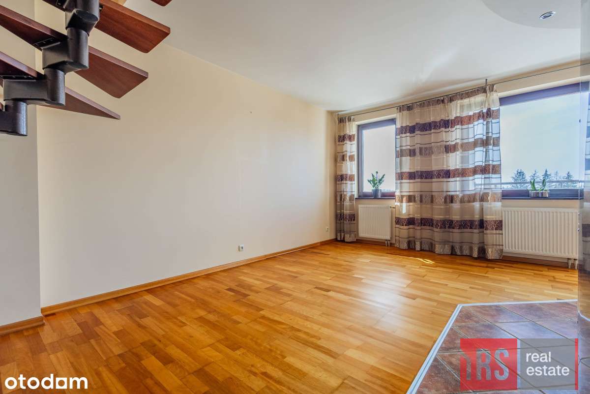 Dwupoziomowe mieszkanie, gotowe do wprowadzenia-4